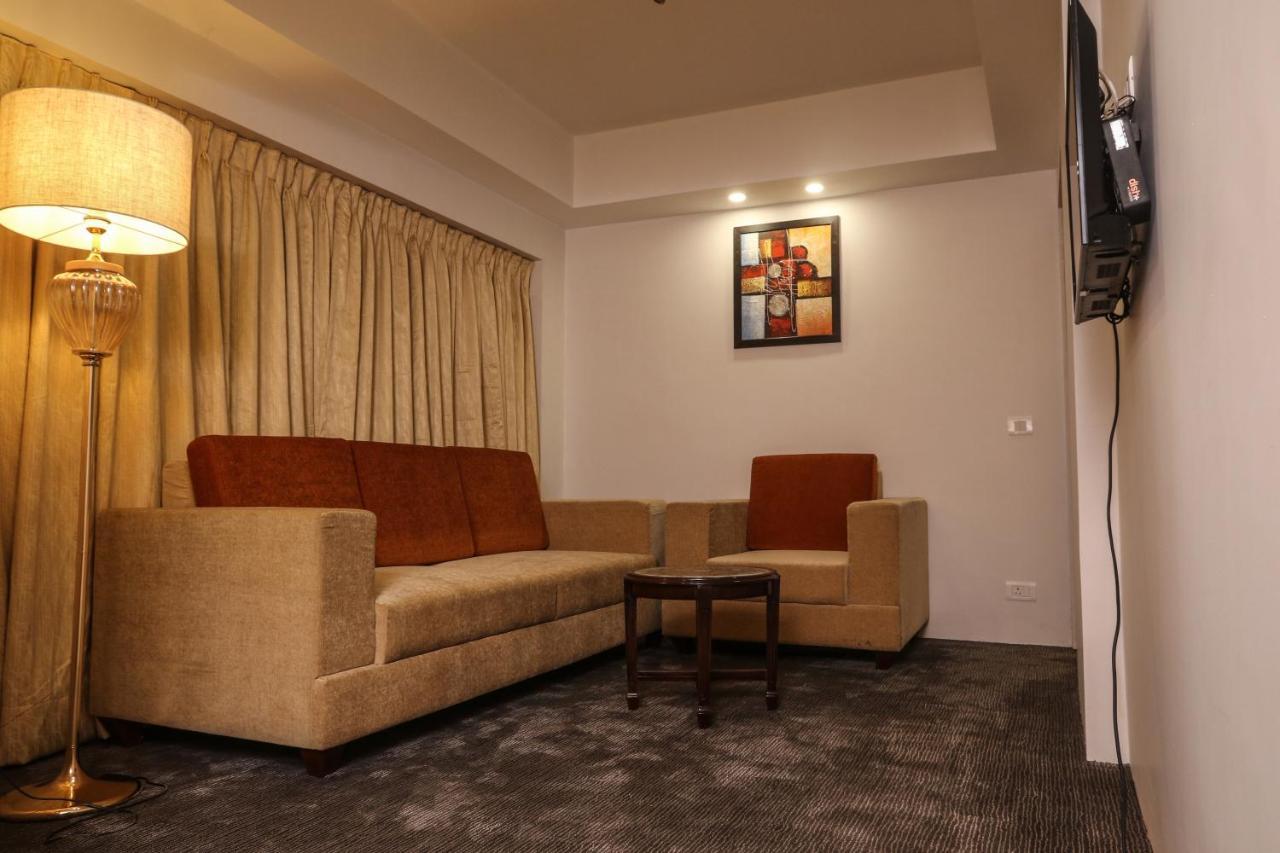 Hotel The Grand Āsansol Extérieur photo